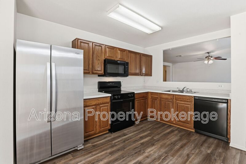 Surprise House: 15535 W Port Au Prince Ln