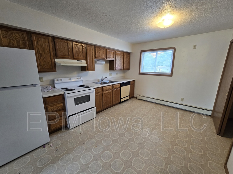 Independence House: 101 16th Avenue Northwest #26