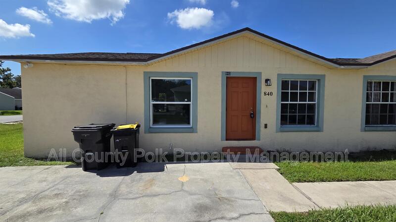 Lakeland Condo: 840 Fox Lake Drive