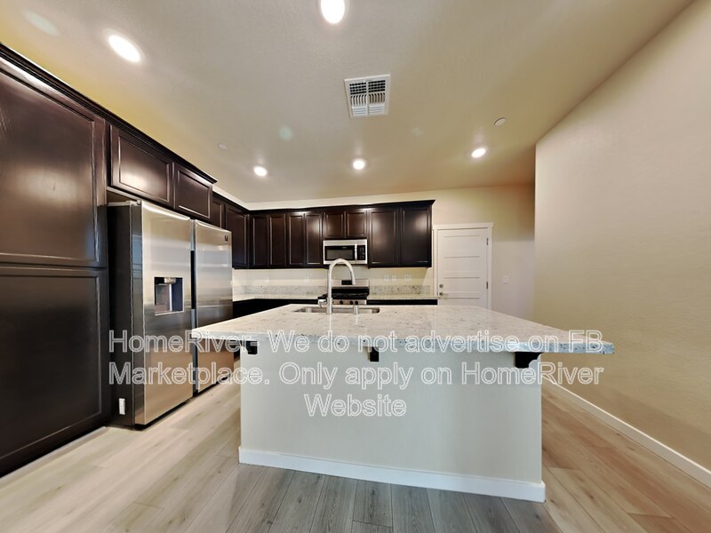 Elk Grove House: 9924 Del Surf Ln