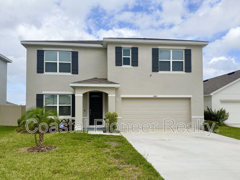Zephyrhills House: 2887 Widewater Way
