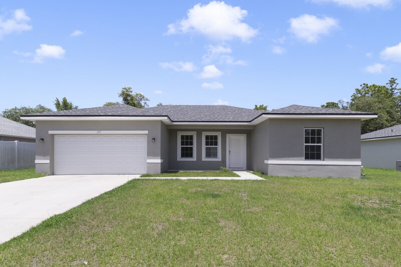 Citrus Springs House: 2117 W Swanson Dr