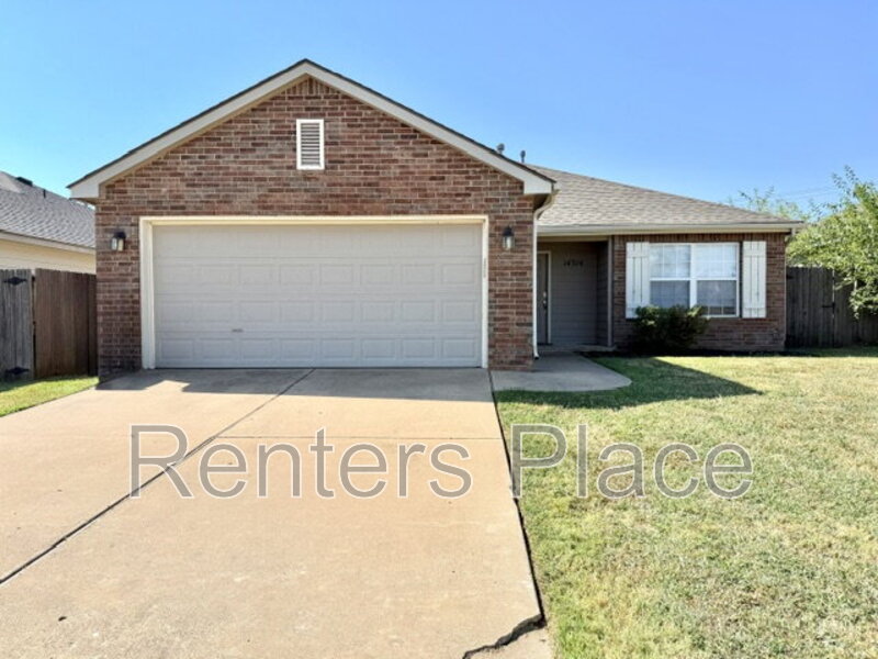 Owasso House: 14314 E 111th St N