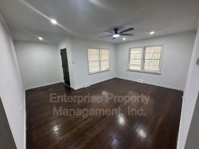 Photo 4 of 3766 Argonne St