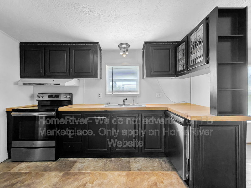 Spokane House: 2920 S Windsor Rd