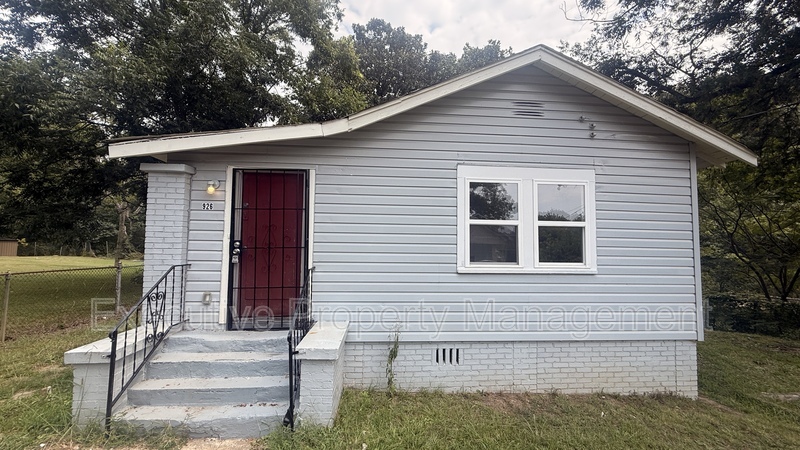 Birmingham House: 926 Knoxville Place