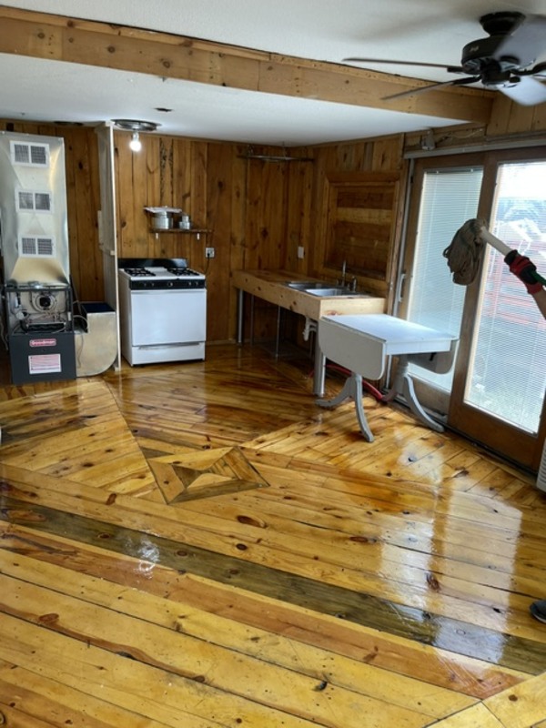 McCook House: 38561 Pheasant Trail