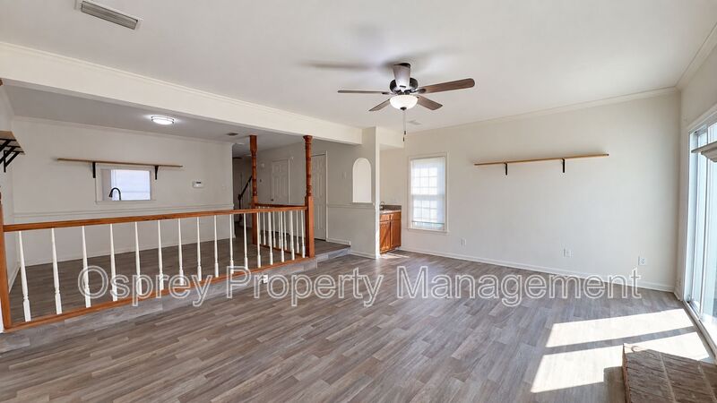 End-Unit 3 Bedroom Townhome!  - Photo 6
