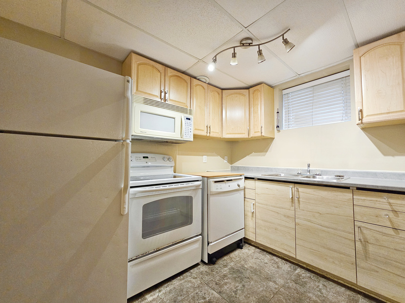 Edmonton Condo: 11739 122 Street NW