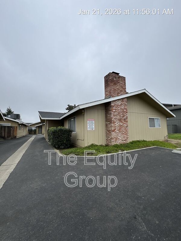 Visalia House: 2732 South Sallee Ct