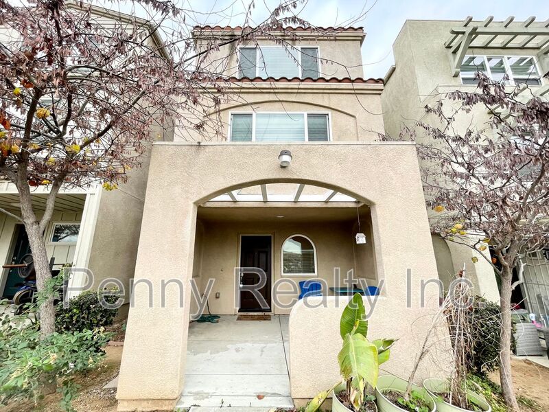 San Diego House: 4820 Charles Lewis Way