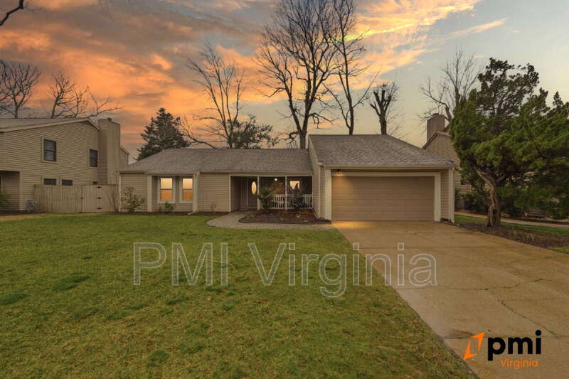 Virginia Beach House: 5413 Brookfield Drive