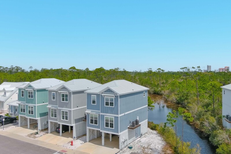 Orange Beach House: 24195 Pepper Ln