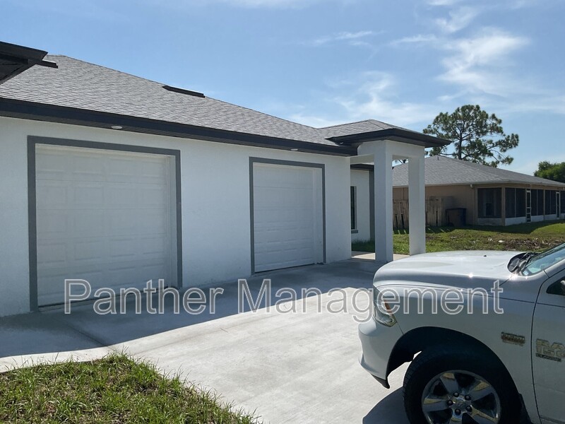 Lehigh Acres Condo: 5228 27th Street Southwest