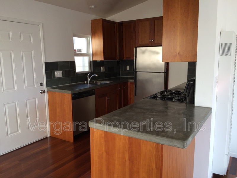 Hermosa Beach Condo: 135 29th Street