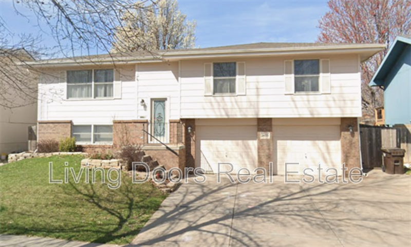 Lincoln House: 2433 SW 16