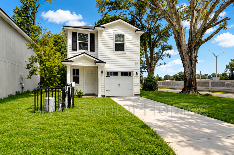 Jacksonville House: 606 Herman St