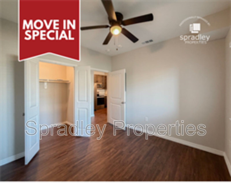 Belton Condo: 1124 W Ave O