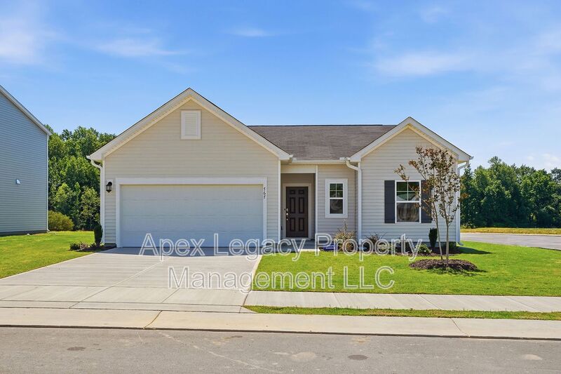 Angier House: 767 Roy Adams Rd.