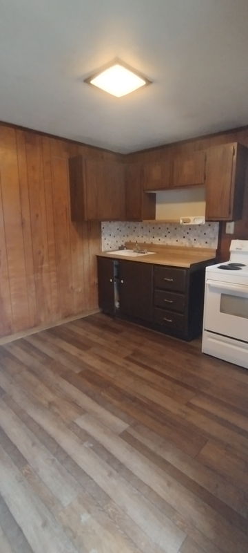 Uhrichsville Condo: 2223 North Water Street Extension - W03