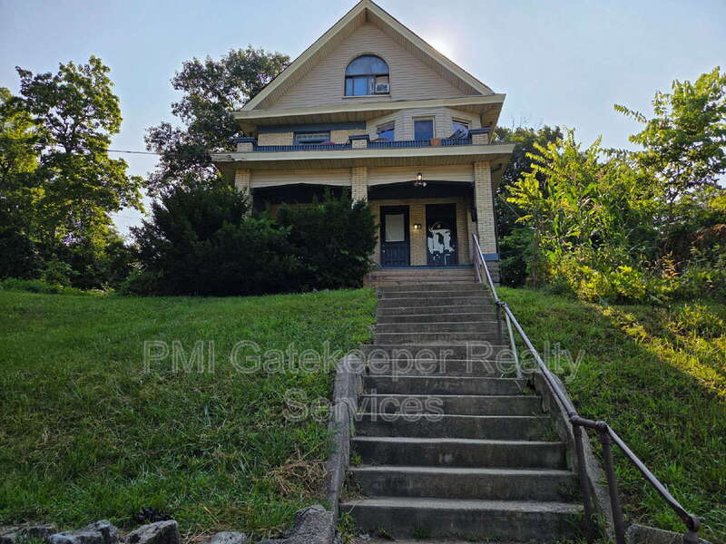 Cincinnati Condo: 954 Hawthorne