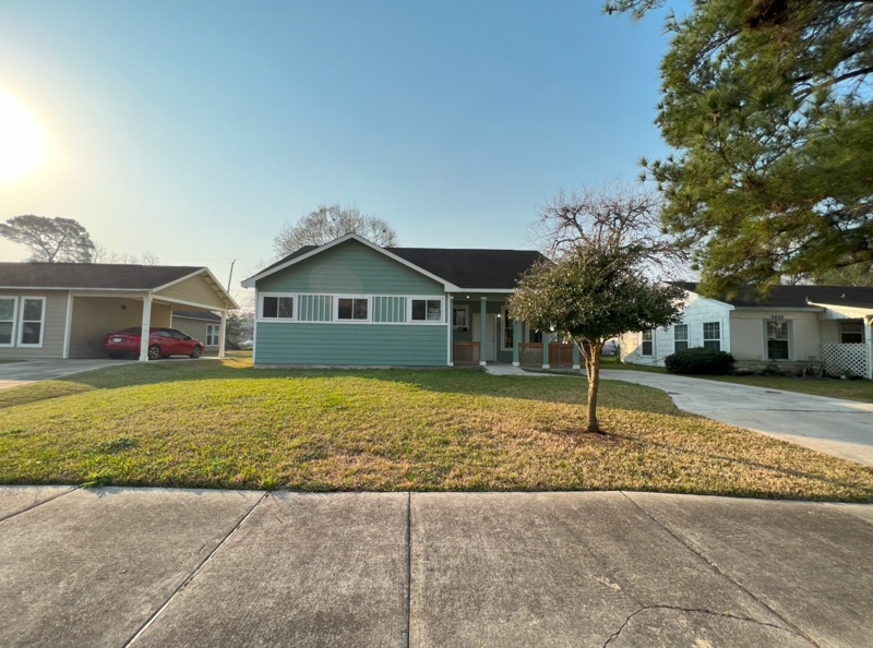 Houston House: 5030 Marietta Lane