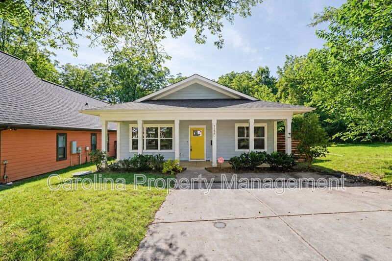 Charlotte House: 1220 Fairmont St