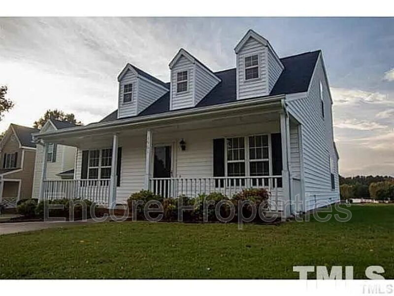 Raleigh House: 1961 Talamore Ct