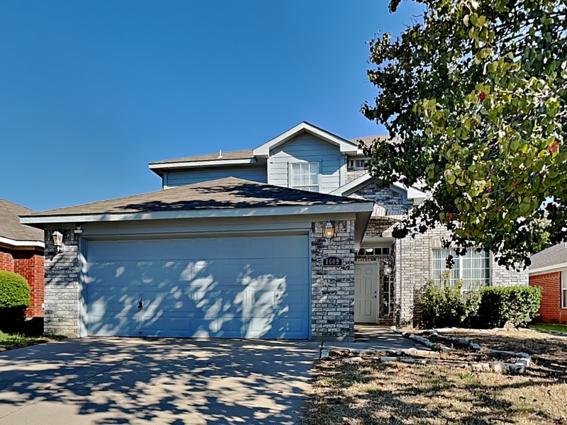 Hurst House: 8609 Fountainview Ter