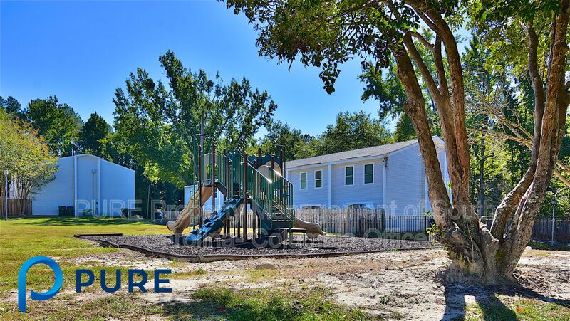 Columbia House: 308 Percival Rd