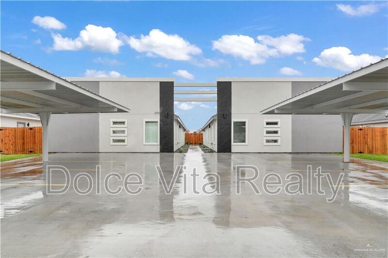 Alton Condo: 1001 W Sunset Valley St