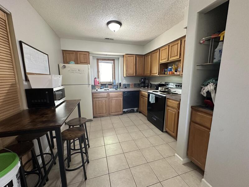 Lawrence Condo: 522 Florida Street