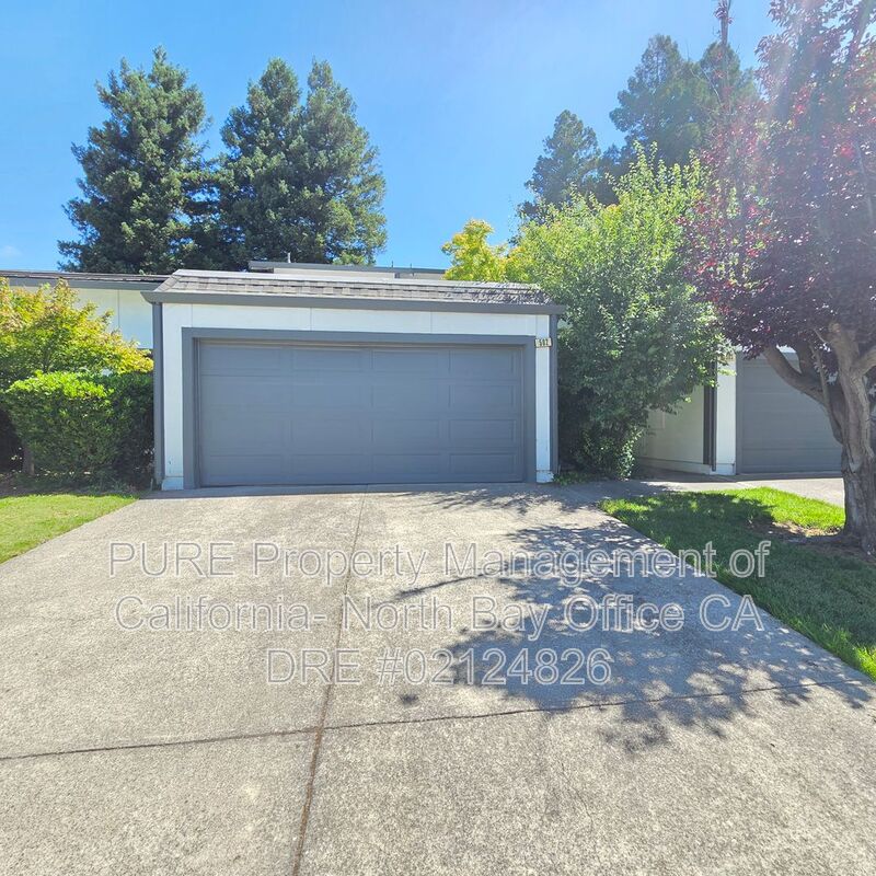 Petaluma House: 502 Marylyn Circle