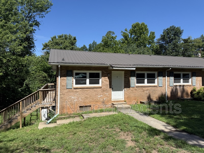 Connelly Springs Condo: 2320 Shade Tree St