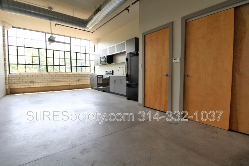 St. Louis Condo: 8125 Michigan Ave