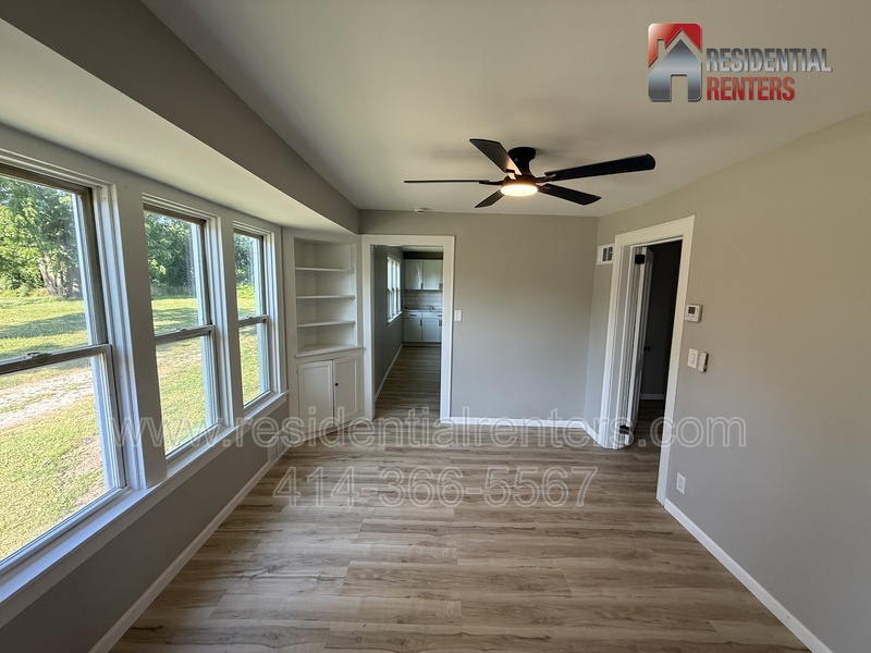Milwaukee Condo: 3351 N 6th Street