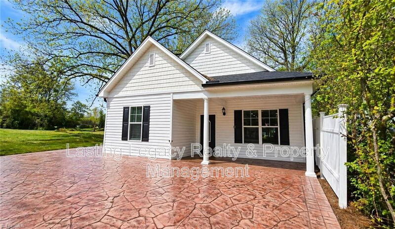 High Point House: 1505 East Avenue