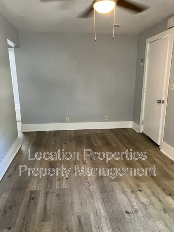 2226 Ohio Street, Lawrence, Kansas rental photo 3 of 10
