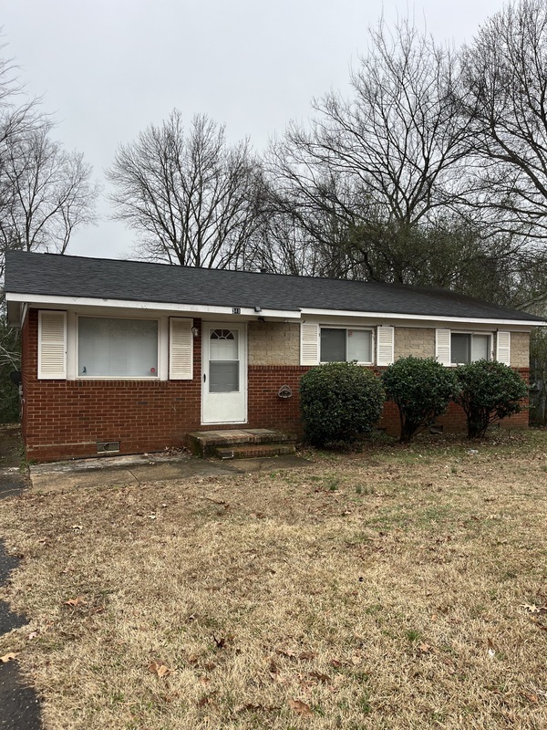 Charlotte House: 341 Echodale Drive