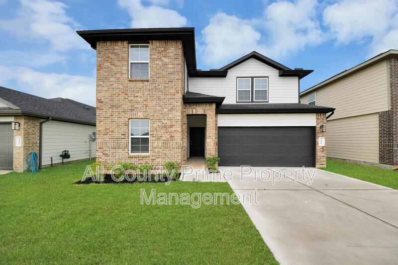 Fulshear House: 31303 Heddington Ln