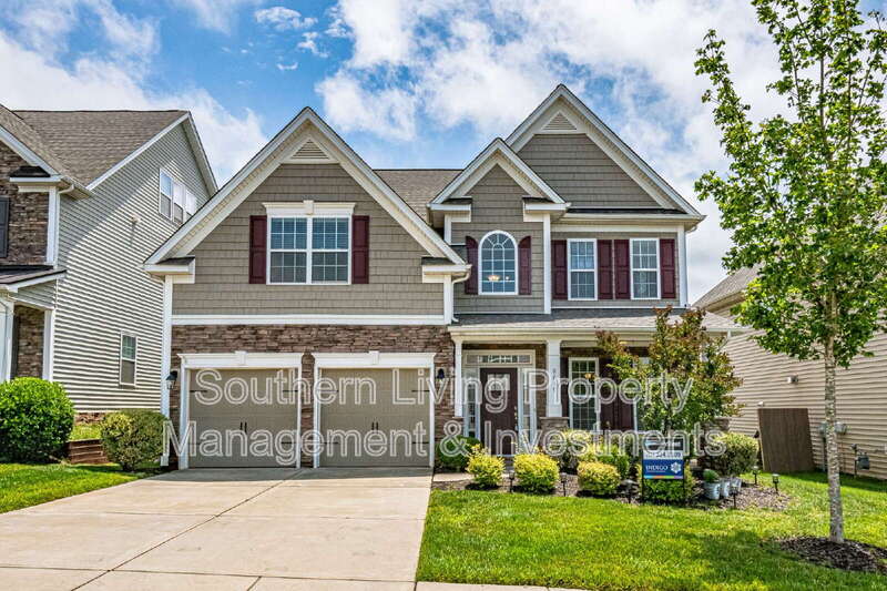 Charlotte House: 9019 Inverness Bay Rd