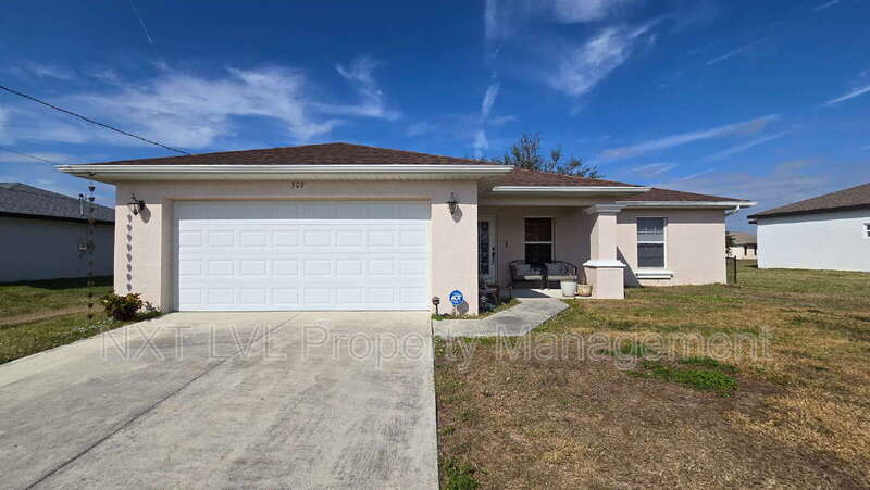 Cape Coral House: 509 NW 26th Ter