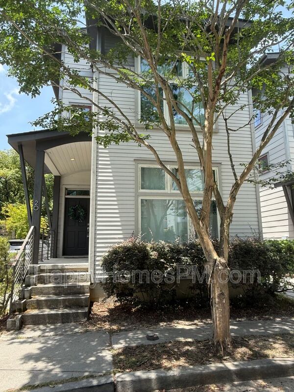 Charleston House: 20 Fields Place