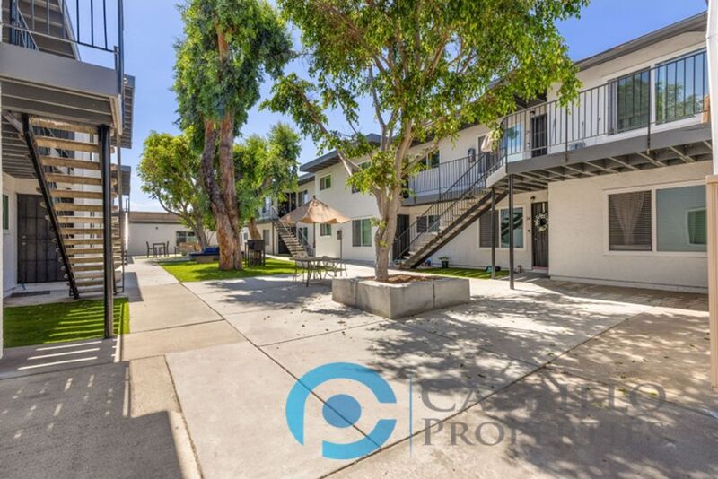 San Diego Condo: 8453 Carlisle Drive
