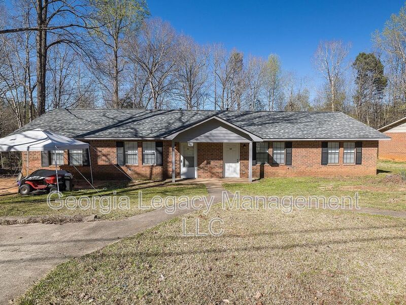 Athens House: 151-153 Massey Lane