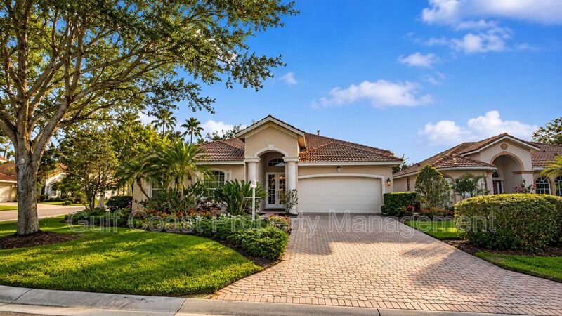 Lakewood Ranch House: 6836 Bay Hill Drive