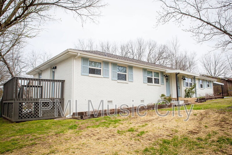Madison Condo: 501A Fedders Dr