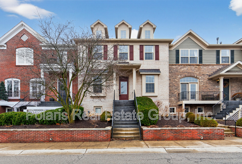 Zionsville Condo: 108 Manchester Dr