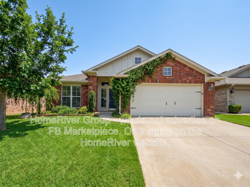 Edmond House: 19221 Blanco Dr