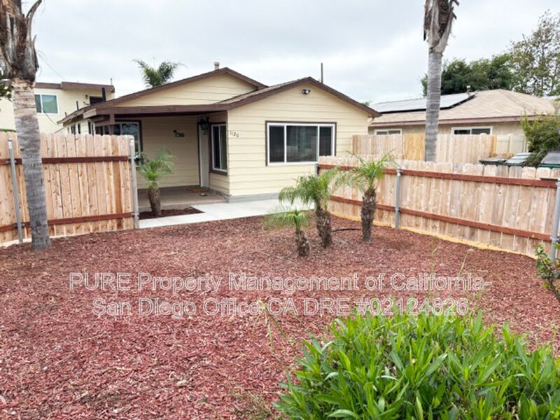 Imperial Beach House: 1120 Florence St